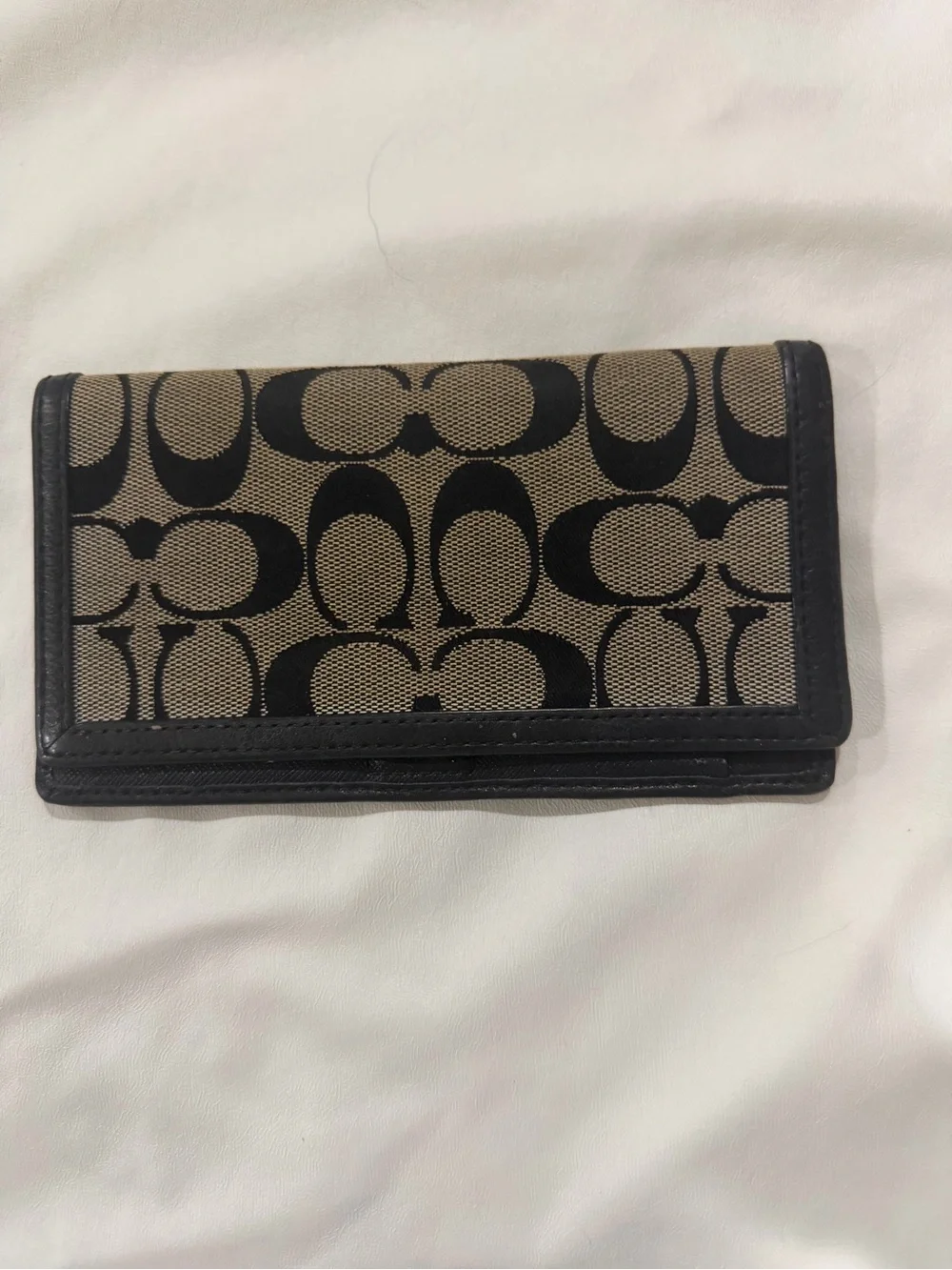 Coach Signature Canvas Check Book Holder in Khaki and Black